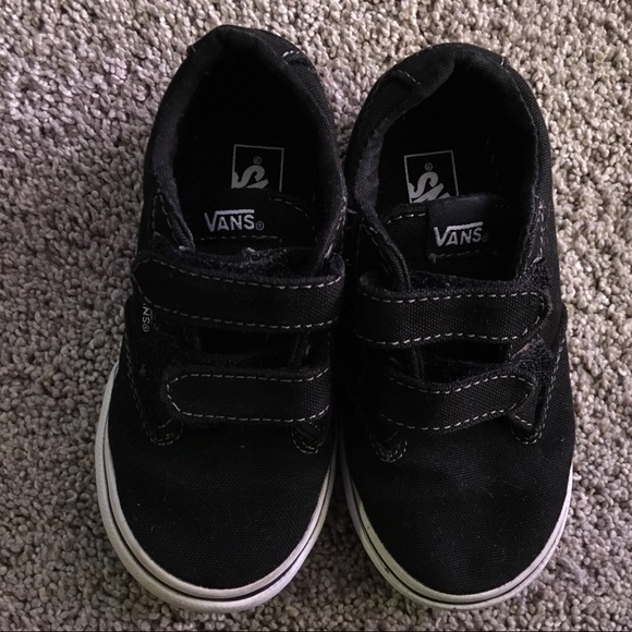 all black vans velcro